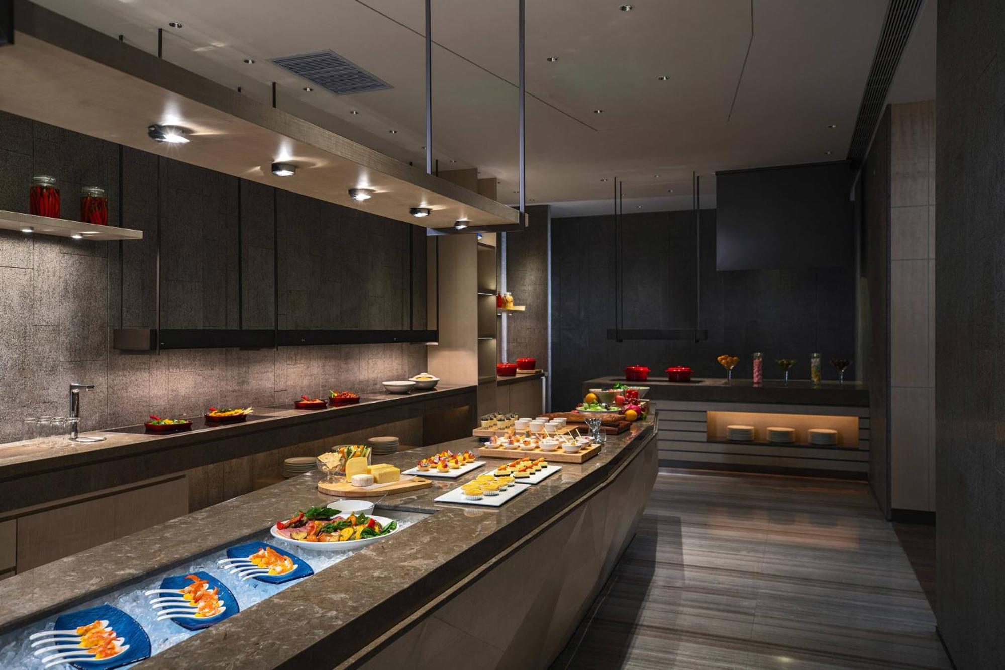 Renaissance Shenzhen Luohu Hotel מראה חיצוני תמונה