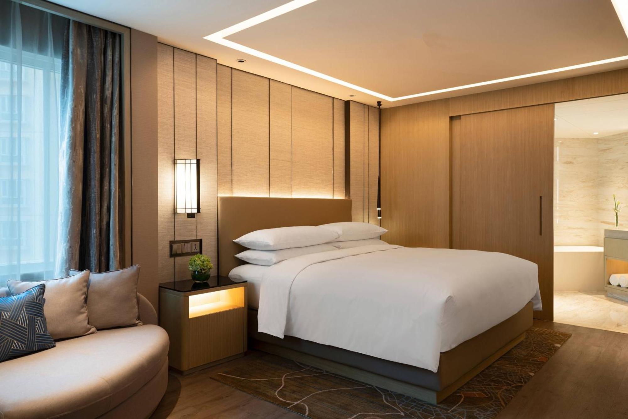 Renaissance Shenzhen Luohu Hotel מראה חיצוני תמונה