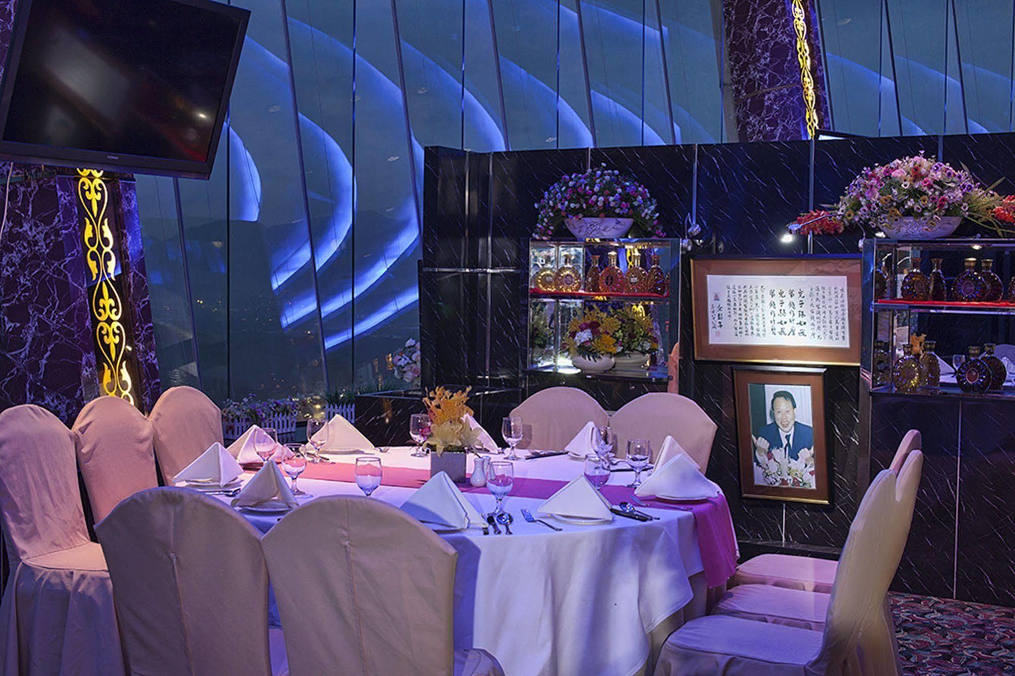 Renaissance Shenzhen Luohu Hotel מראה חיצוני תמונה